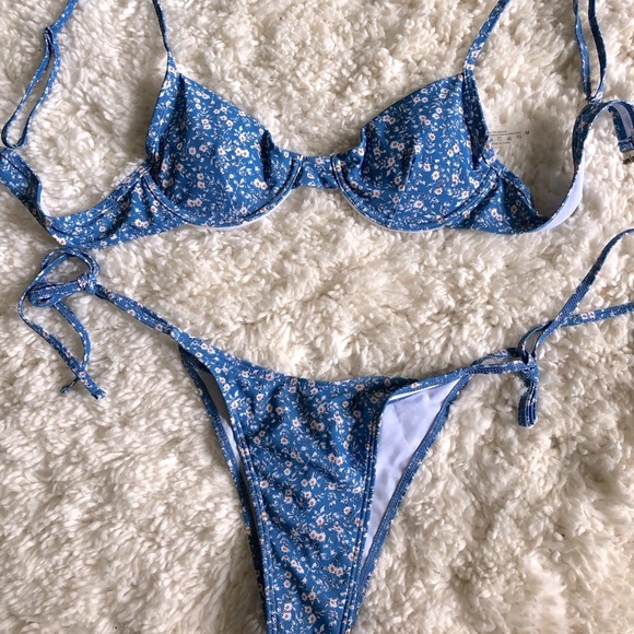 PacSun Other - blue floral bikini